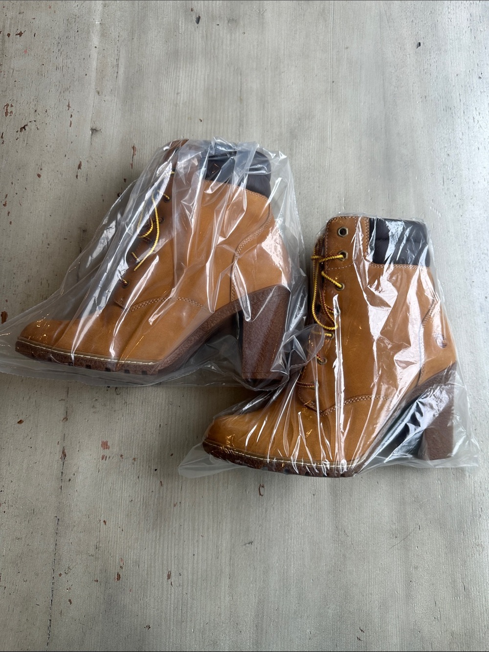 Timberland Women's Heather Lace-Up Booties, Size: 9 (Women) - Picture 12 of 12